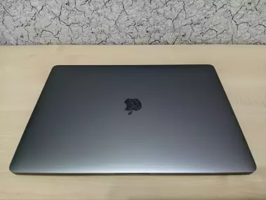 MacBook Pro 15 2016/CORE i7/ 16GB/ 256GB NVMe/Radeon Pro 450 2GB GDDR5