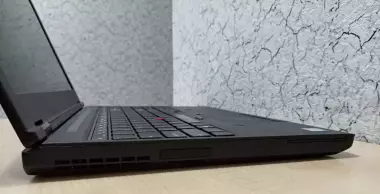 ThinkPad P50 15,6" IPS FHD/Xeon E3-1505M/16GB/512GB/Quadro M2000M 4GB
