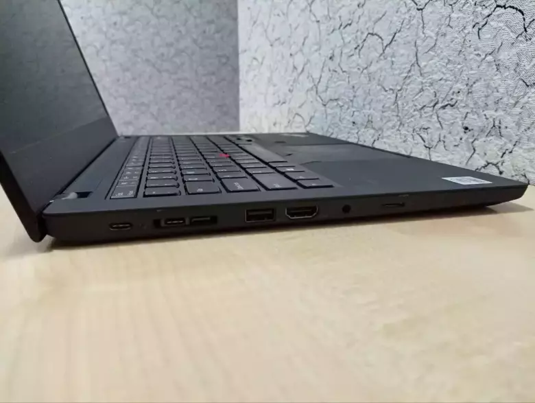 ThinkPad T14 14" IPS FHD/CORE i7-10510U/16GB DDR4/512GB NVMe/Подсветка