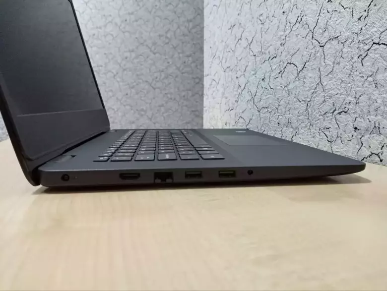 DELL Vostro 3400 14" HD/CORE™ i5-1135G7/8GB DDR4/1TB HDD/Intel Iris Xe