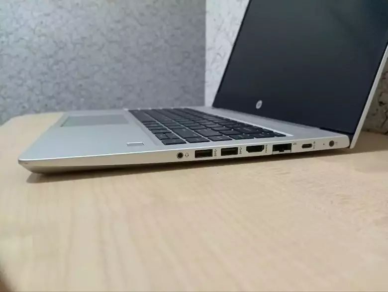 HP ProBook 445 G7 14" IPS FullHD/ RYZEN™ 7 4700U/ 8GB DDR4/ 256GB NVMe