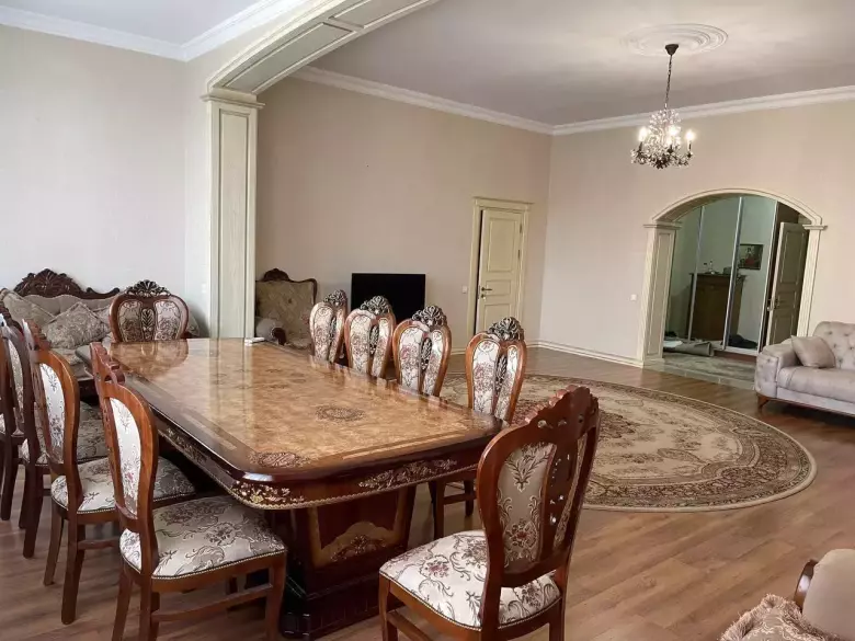 Сдаётся квартира на ул Чехова!