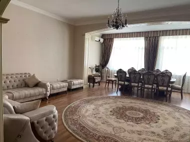 Сдаётся квартира на ул Чехова!