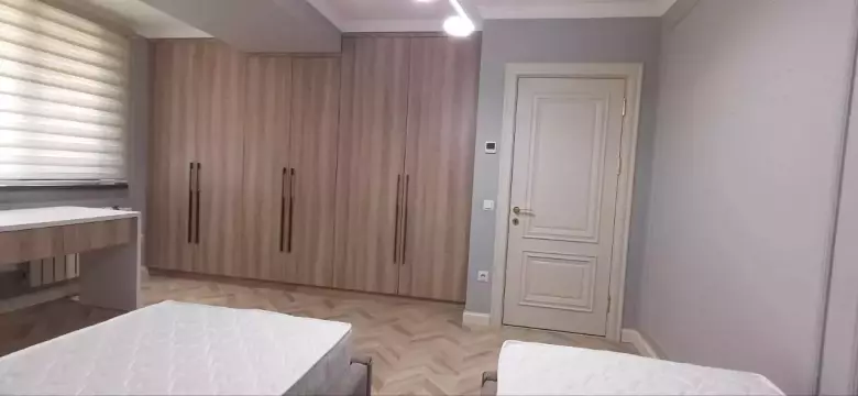 Сдаётся 4-комнатная квартира на Х.Алимджан