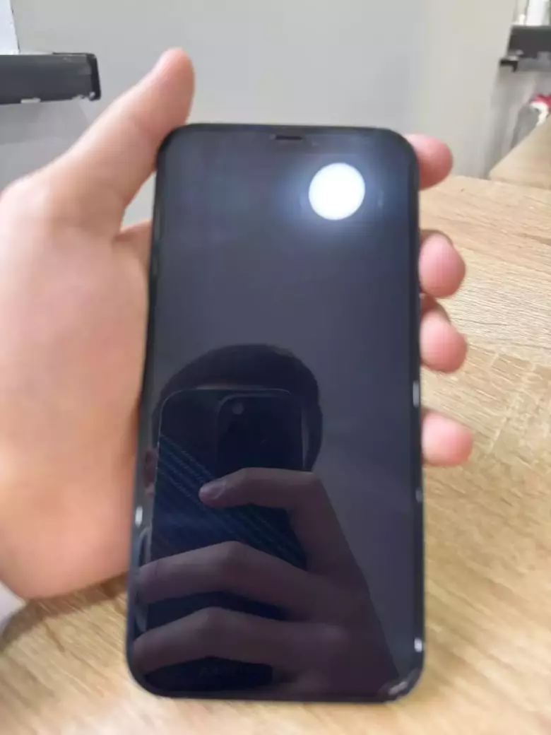 iPhone 12 sotiladi