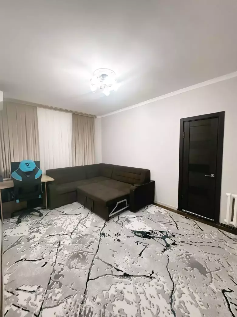 Kvartira qizlarga