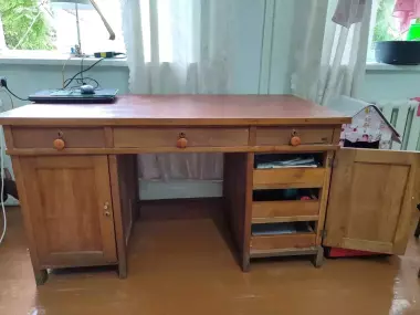 Стол письменный, кабинетный