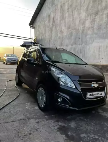 Chevrolet Spark 2019 | 1.25 бензин | Автомат