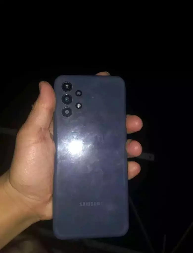 Telefon sotiladi samsung