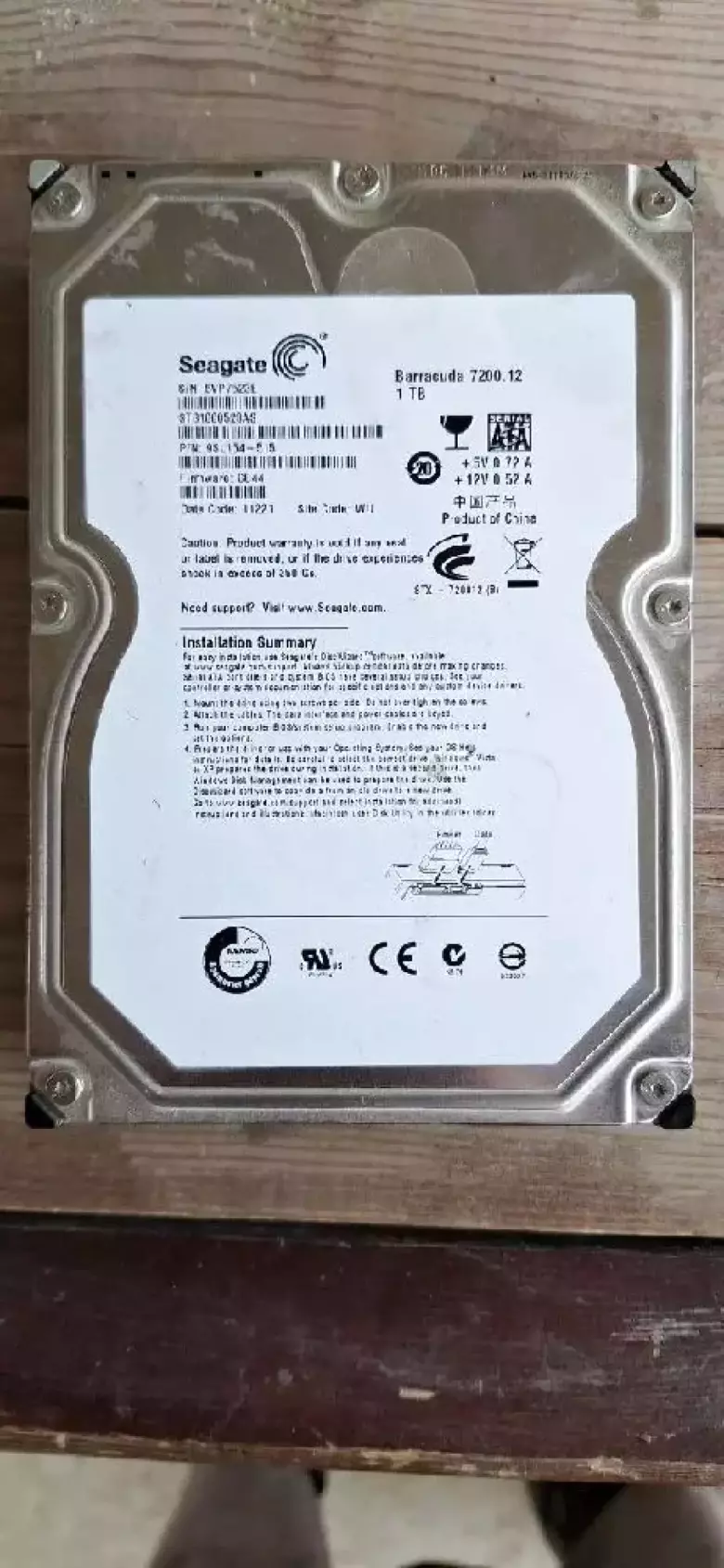 Hard Disk sotiladi 1 tb Seagate