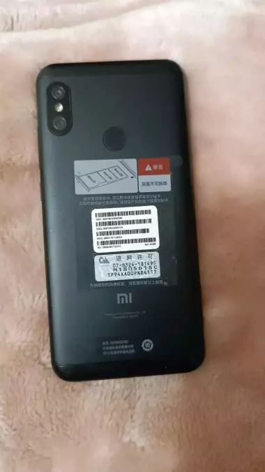 Redmi 6 Pro 4/64 ГБ | в отличном состоянии