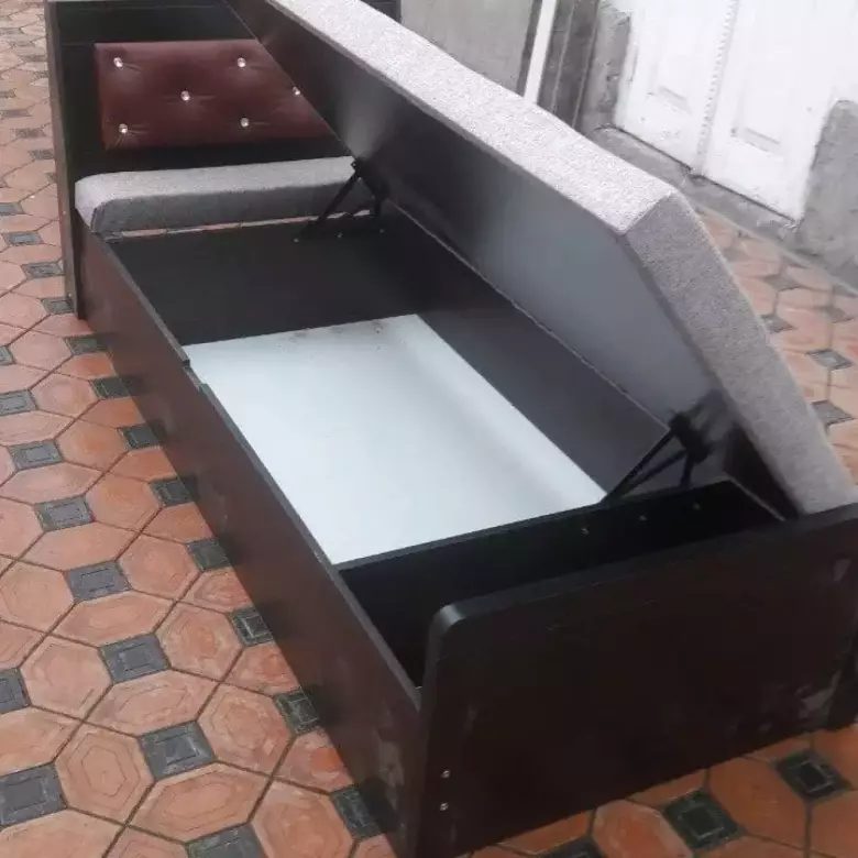 oshoxona mebellari kravat spalniy
