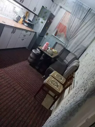 2/9/9srochna sotiladi . yengi lift oʻrnatilgan .qulay lakatsiya .