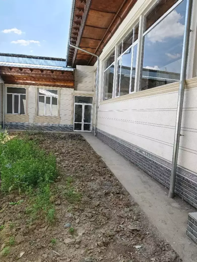 Тошкент тумани келес ку́ктерек мачитни олдидаги махалада янги курилган участка