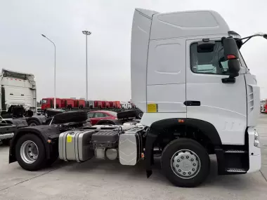 Седельный тягач Howo-T7H 480 4x2 Дизель