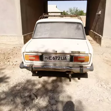 Shu moshina sotiladi oladigon odam boʻsa shu nomerga tel qilinglar