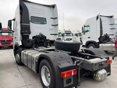 Седельный тягач Howo-T7H 480 4x2 Дизель