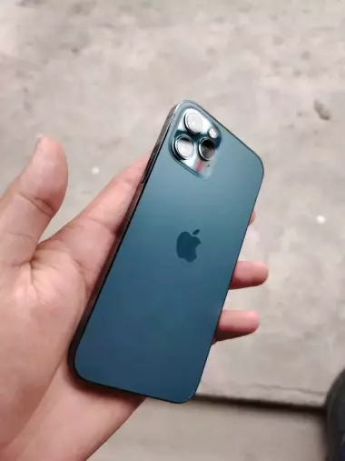 iphone 12pro max.аиби ио хама нарсаси ичлиди.каропкаси иоо