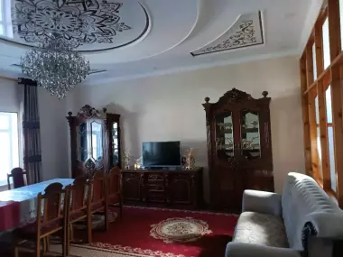 Продается дои