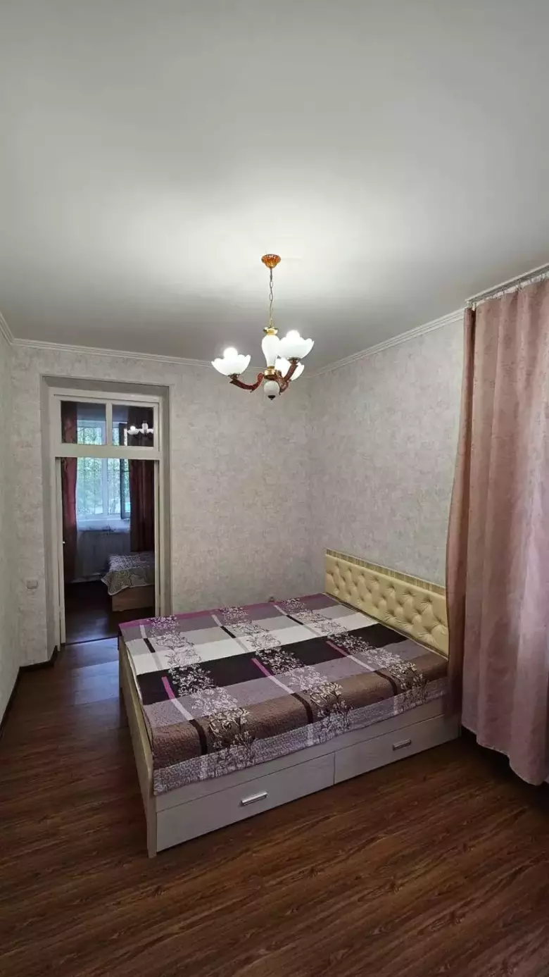 Продам 2 комн квартиру. ул.Новомосковская, Аккурган