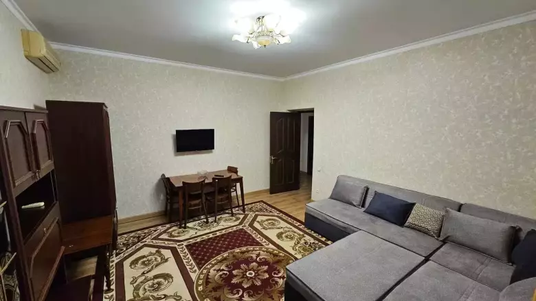 Продам 2 комн квартиру. ул.Новомосковская, Аккурган