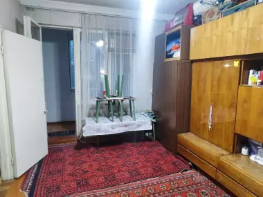 СРОЧНО ПРОДАЁТСЯ КВАРТИРА ЧИЛАНЗАР 15. Д 9.