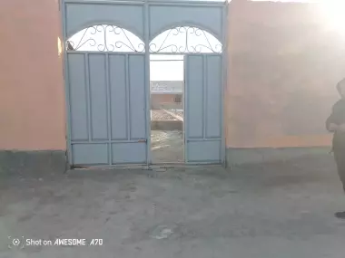 Ховли уй сотилади