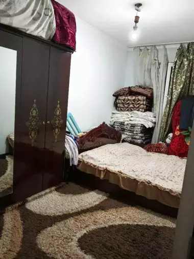 Юнусобод-11 кварт, 2.3/4/4 (средн ремонт) 50 кв.м