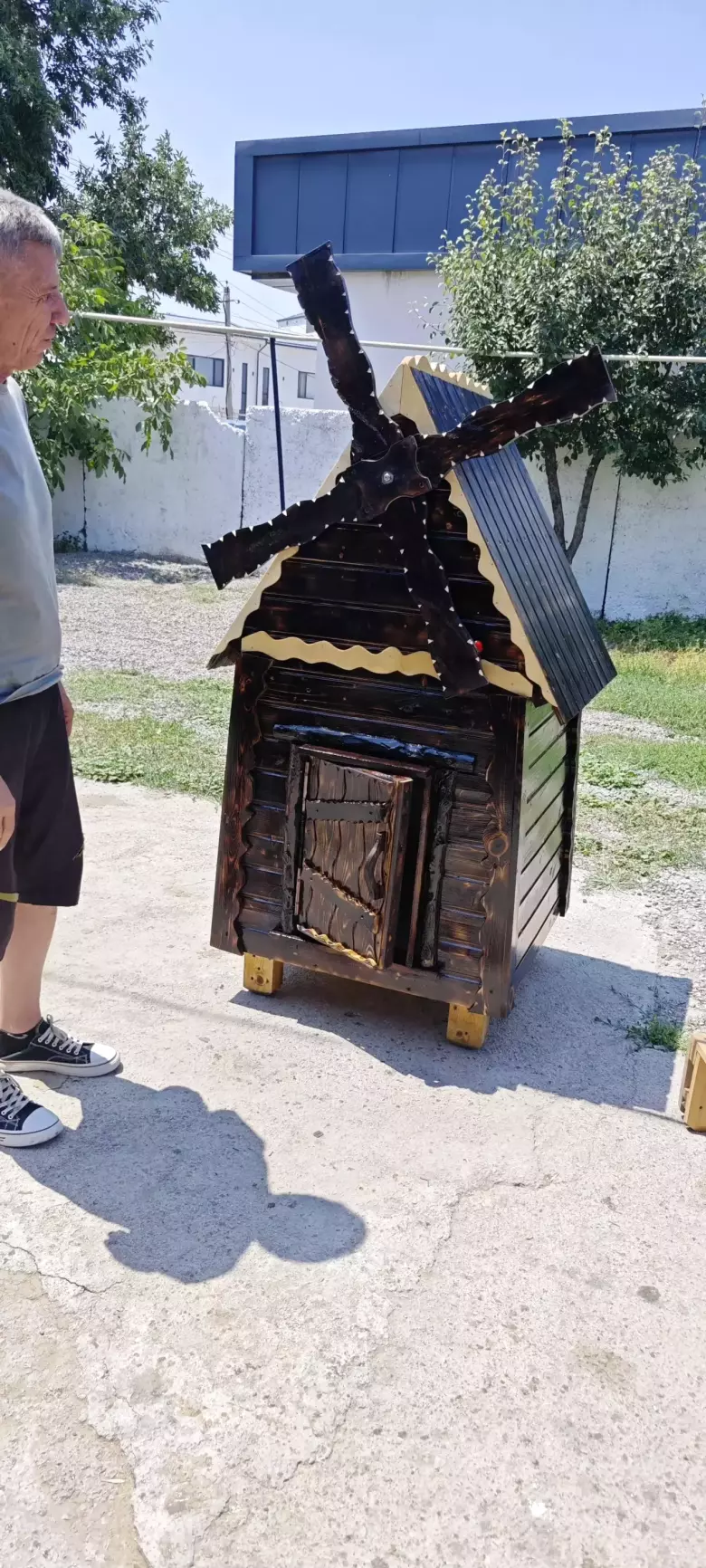 Мельница будка , скворечник