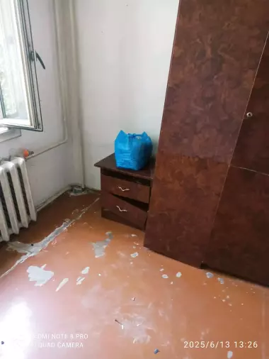 Шкаф спальный трюмо тумбочка