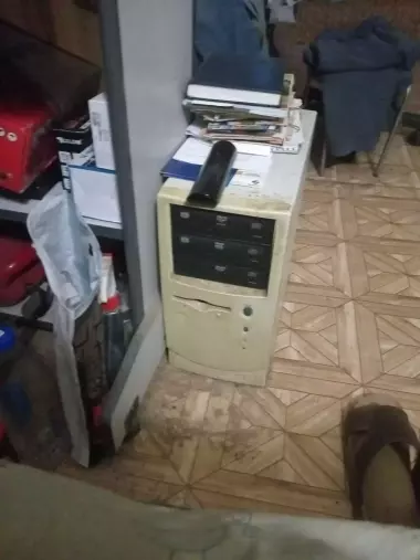 продам все из дома компьютер старенький
