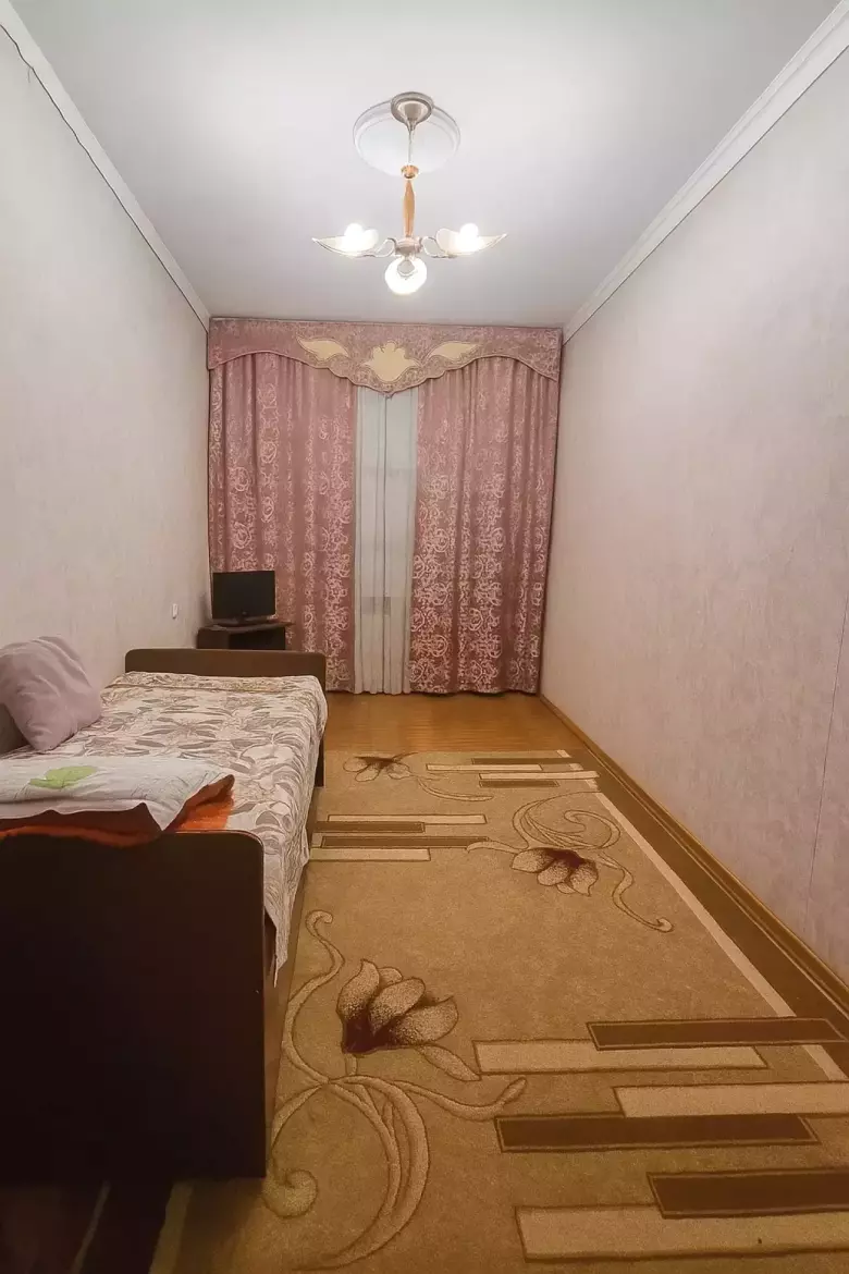 ЮНУСАБАД 8 квартал ПРОДАЕТСЯ 4х Комнатная Квартира! СРОЧНО
