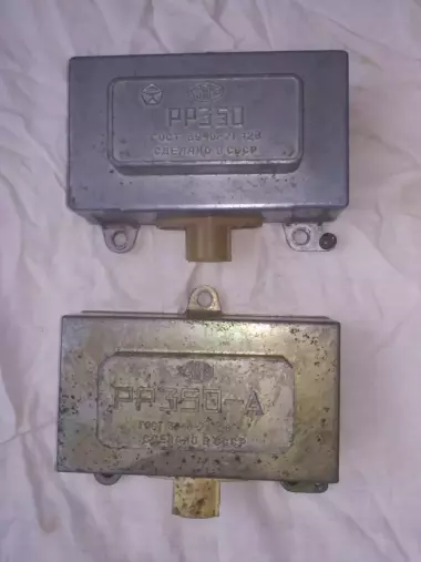 Реле регулятор 12 вольт РР350