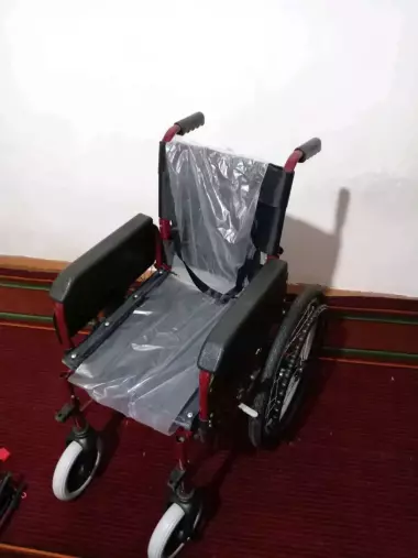 Nogironlar uchun möljallangan bolalar aravachasi.Holati yangi.
