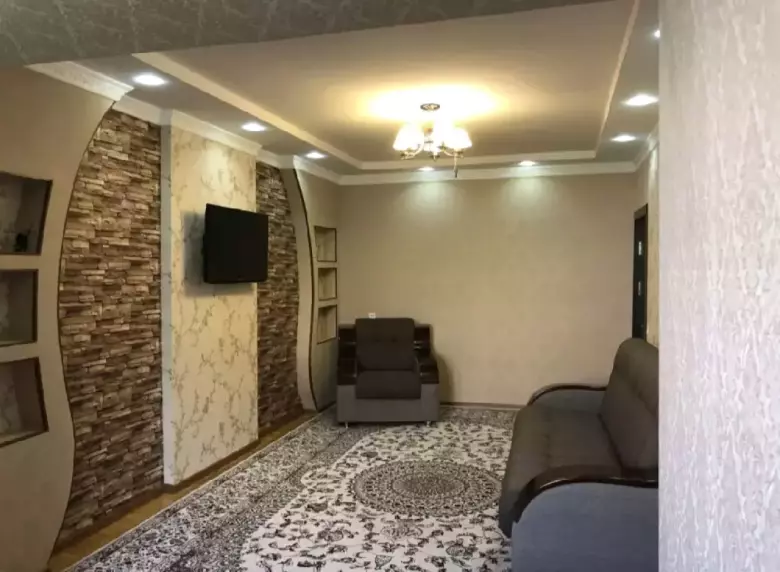 Аренда 3х ком. метро Ойбек