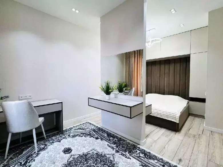 Продам 3х ком. с террасой на Махтумкули