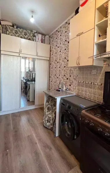Продам новостройку 1/3/3 Паркентская Шастри с ремонтом 28кв.м