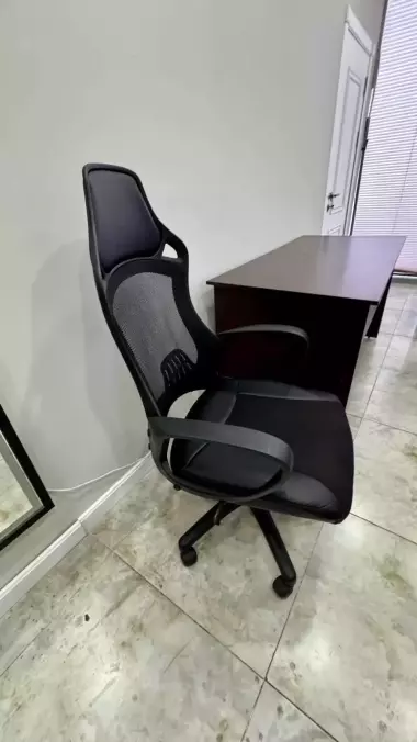 Офисное кресло — удобно, стильно и надёжно!