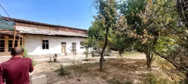 продам срочно участок 12 сотик 5.5 сотик + 3 сотик + 3.5 сотик захват 2 кадастр
