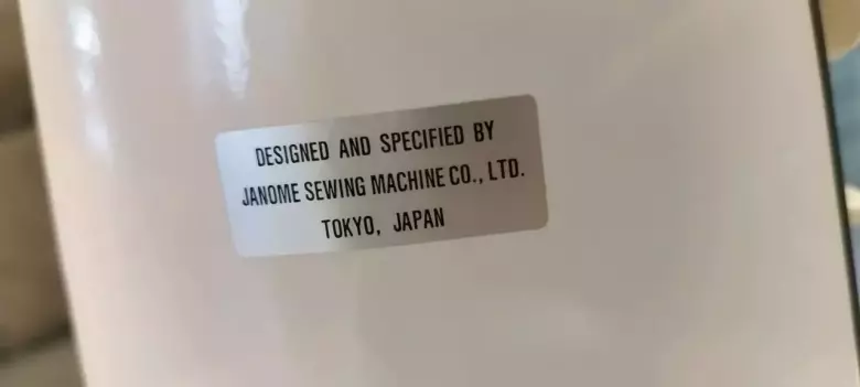 Швейная машина janome новая модель 392,производство Япония Токио.(не Китай)