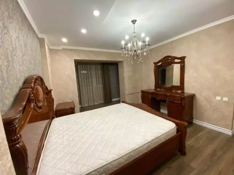 Дархан (спецплан) ул.Каре Ниязова 4/3/5 - 130м2