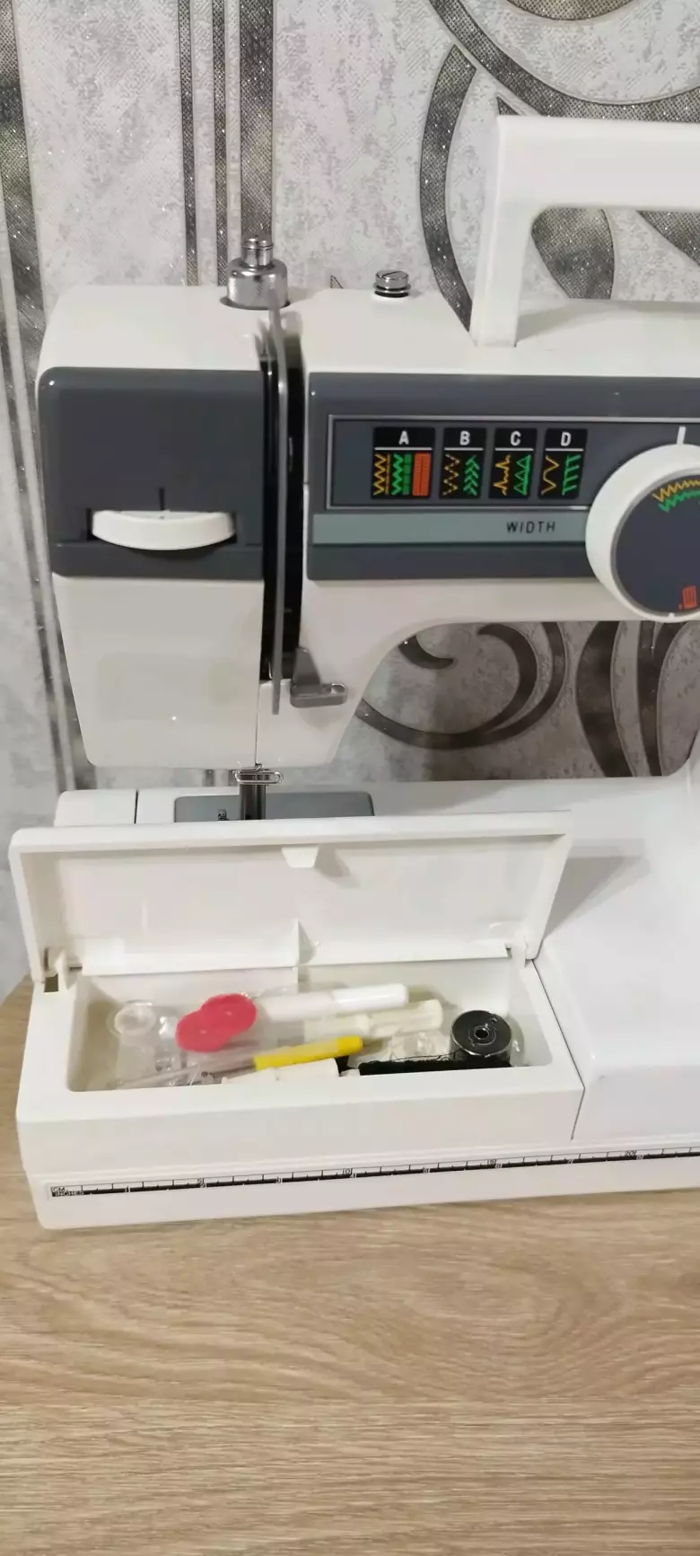 Швейная машина janome новая модель 392,производство Япония Токио.(не Китай)