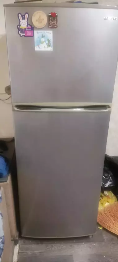 Продается холодильник Samsung