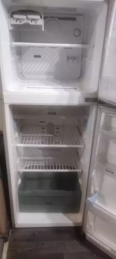 Продается холодильник Samsung