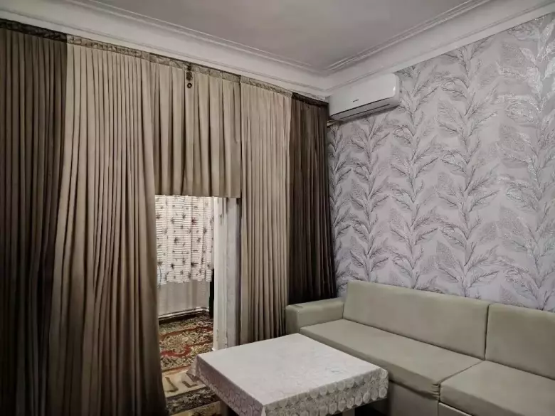 Квартира 2 комнатная в центре Чирчика