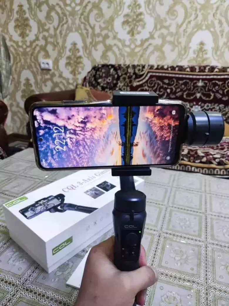 Продается стабилизатор для телефона / Gimbal