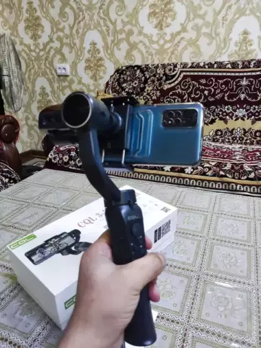 Продается стабилизатор для телефона / Gimbal