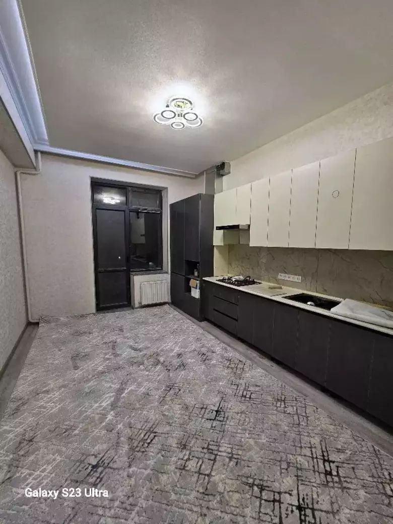 chilonzor 9 kvartalda 4 xonali yevro remont kvartira sotiladi