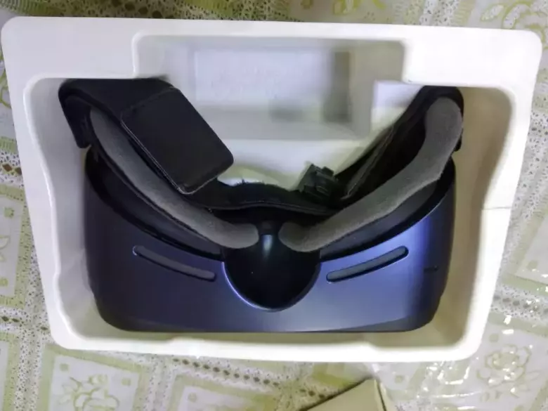 Продается Samsung Gear VR 2