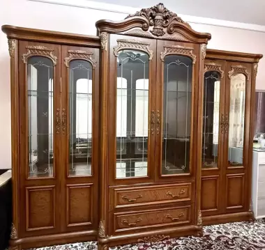 Тяжёлая импортная витрина из Китая, классическая мебель для зала